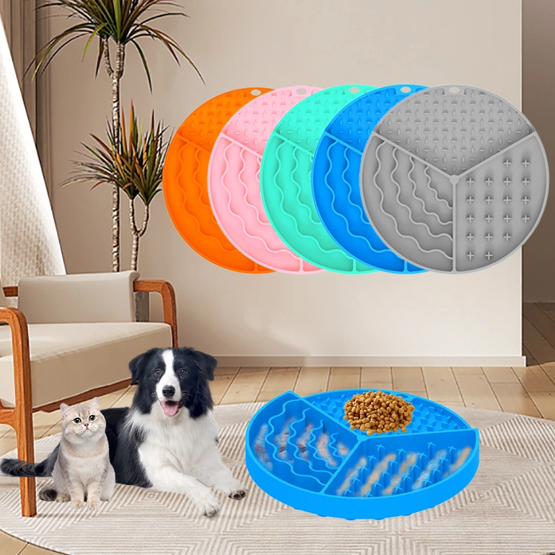 Round Multifunctional Pet Slow Feeder Lick Mat Round Multifunctional Pet Slow Feeder Lick Mat