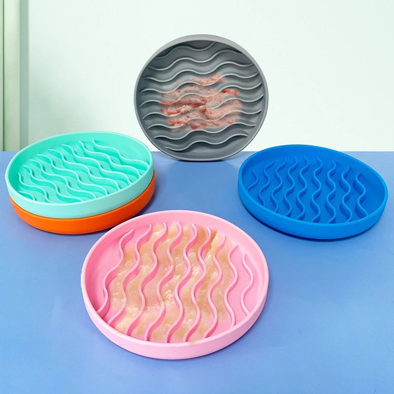 Round Silicone Pet Slow Feeder Bowl