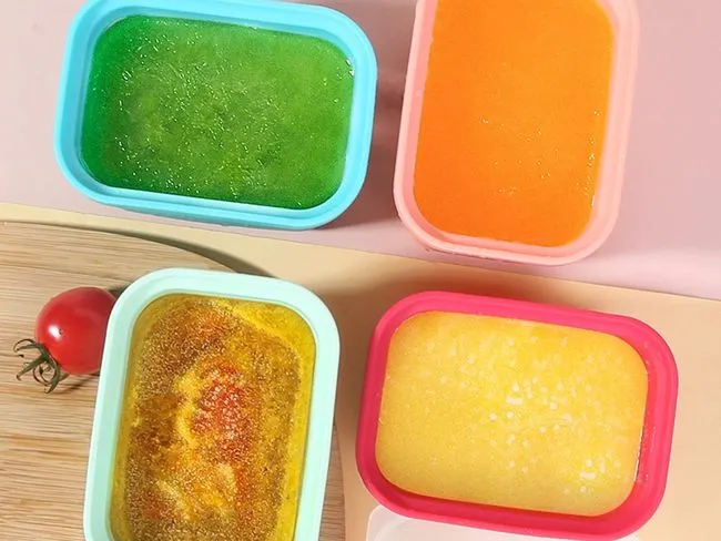 Silicone freezer trays Silicone freezer trays